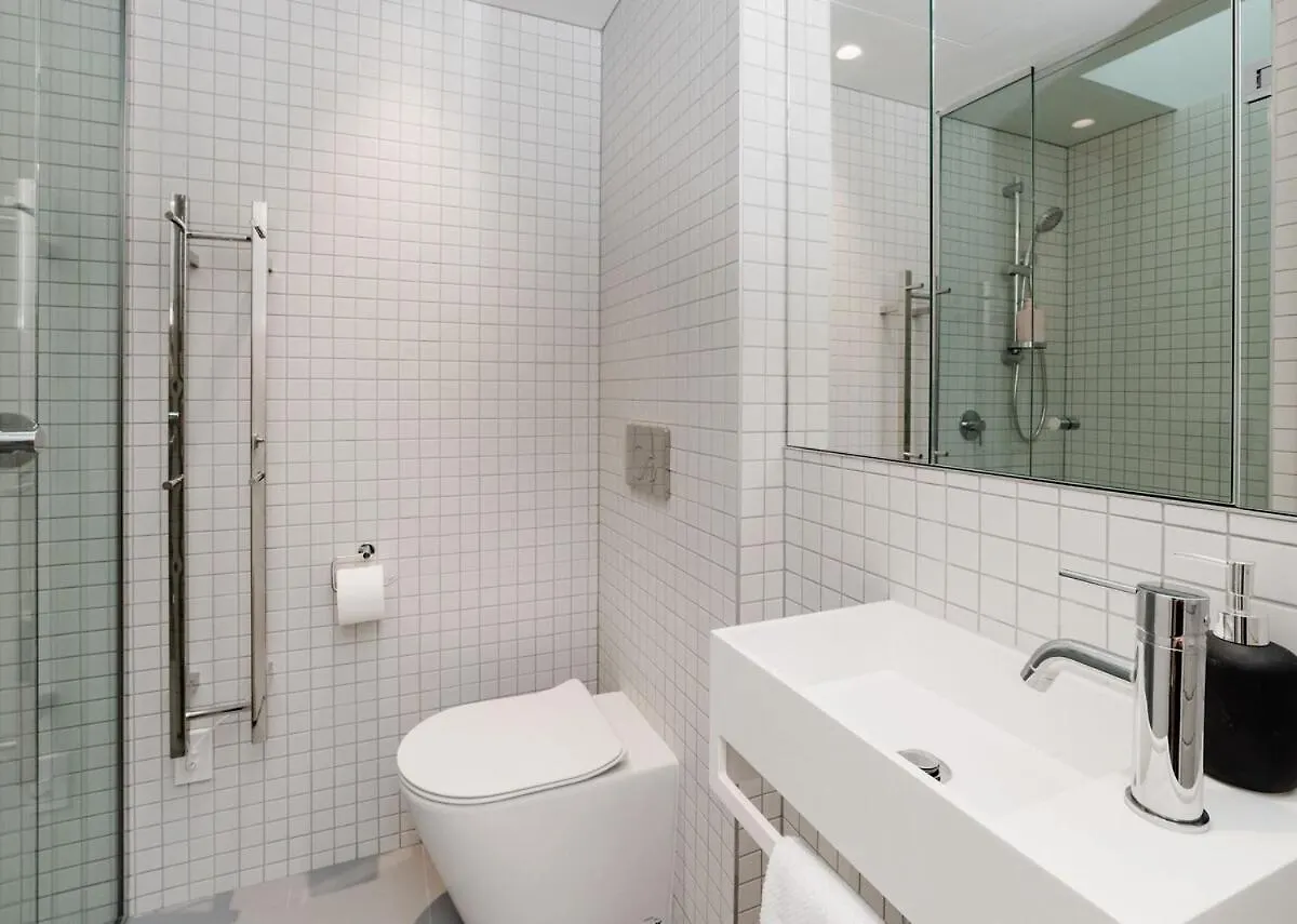 Spacious 2Br Oasis In Central Wellington W Terrace 0*,  New Zealand